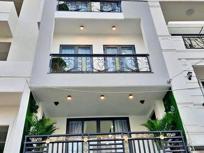 Pham Hung Street, Vietnam Pham Hung Street, Vietnam