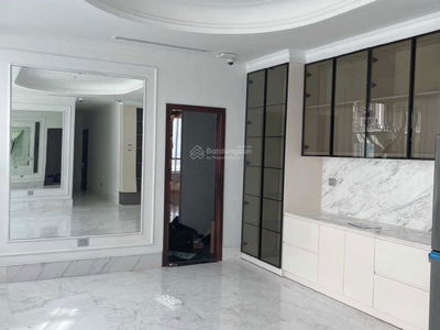 Sunrise City, Vietnam Sunrise City, Vietnam