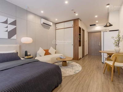 Nguyen Chi Thanh Street, Vietnam Nguyen Chi Thanh Street, Vietnam