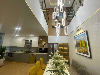 Sapphire Palace, Vietnam  Sapphire Palace, Vietnam