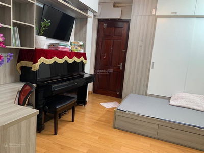 Le Quy Don Street, Vietnam Le Quy Don Street, Vietnam