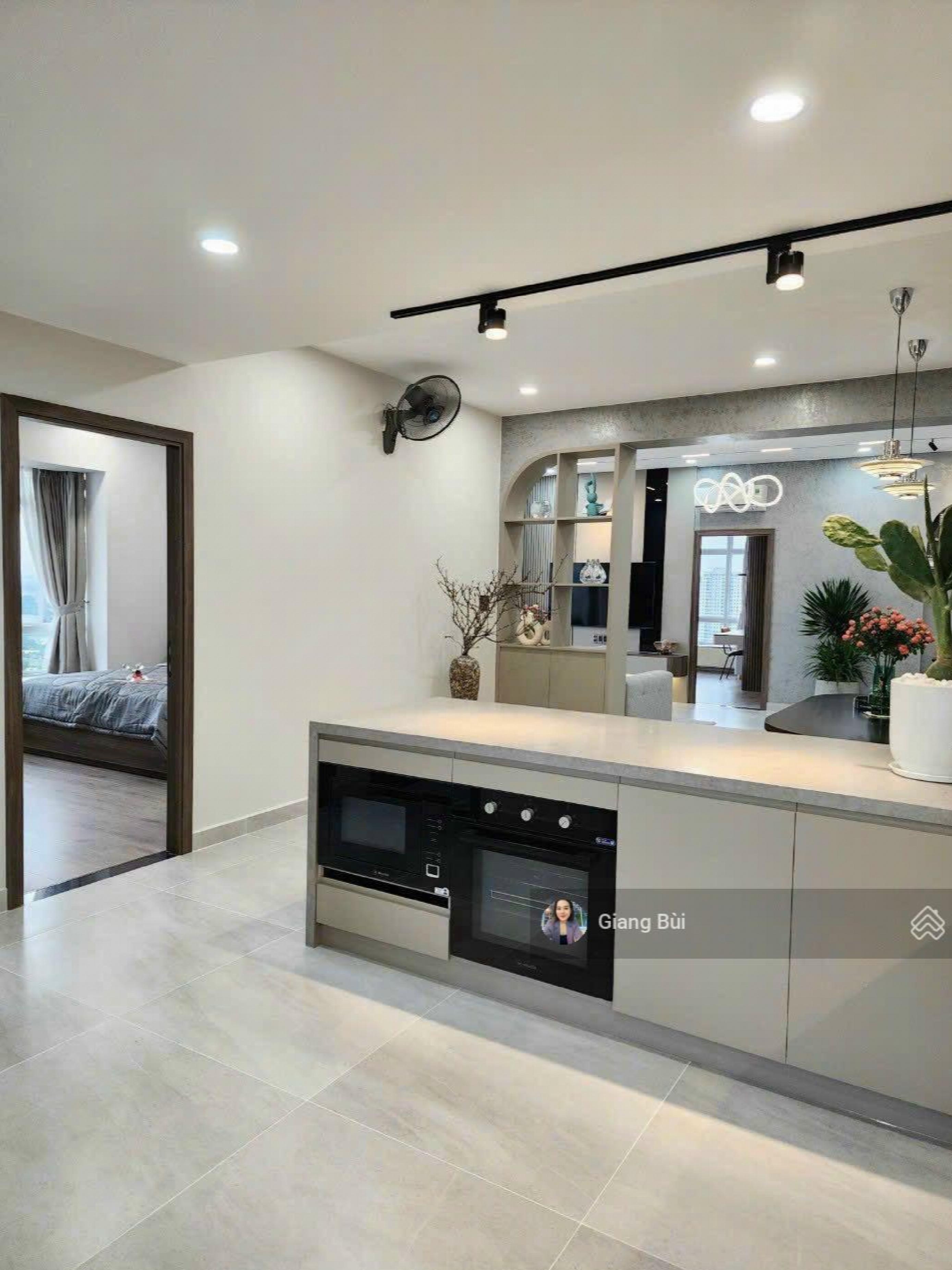 Happy Valley, Vietnam Happy Valley, Vietnam