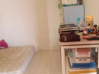 Nguyen Huu Tien Street, Vietnam Nguyen Huu Tien Street, Vietnam