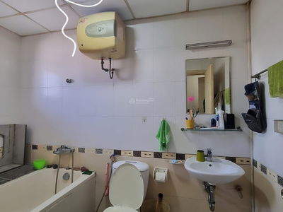 Ms. Huong, Vietnam Ms. Huong, Vietnam