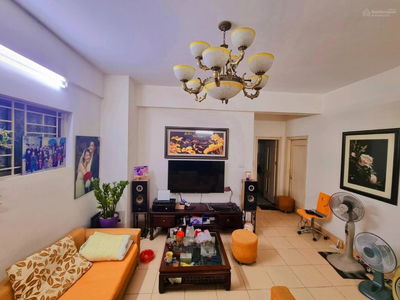 Ms. Huong, Vietnam Ms. Huong, Vietnam