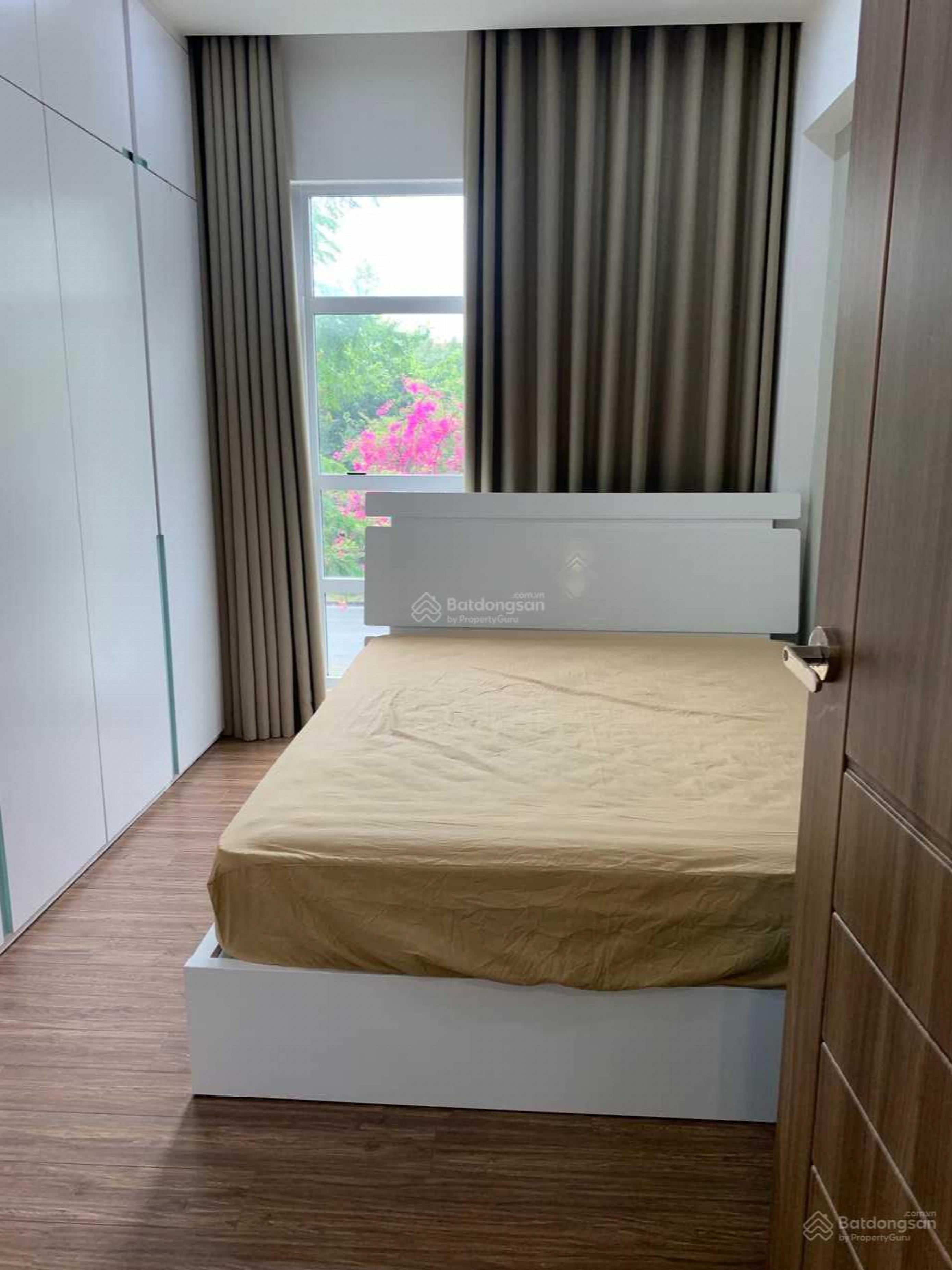 Happy Valley, Vietnam Happy Valley, Vietnam