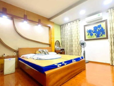 Tran Huy Lieu Street, Vietnam Tran Huy Lieu Street, Vietnam