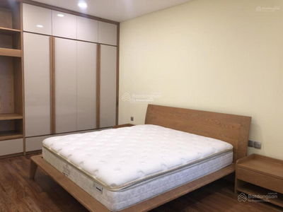 Green Stars, Vietnam Green Stars, Vietnam