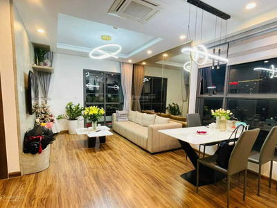 The Golden Palm Le Van Luong The Golden Palm Le Van Luong