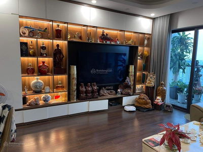 Gold Tower, Vietnam  Gold Tower, Vietnam