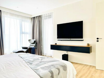 D'. Le Roi Soleil, Vietnam D'. Le Roi Soleil, Vietnam