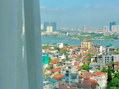 D'. Le Roi Soleil, Vietnam D'. Le Roi Soleil, Vietnam