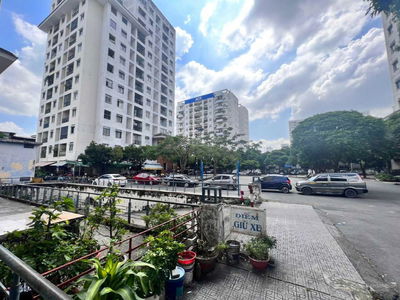 Apartment 312 Lac Long Quan, Vietnam Apartment 312 Lac Long Quan, Vietnam