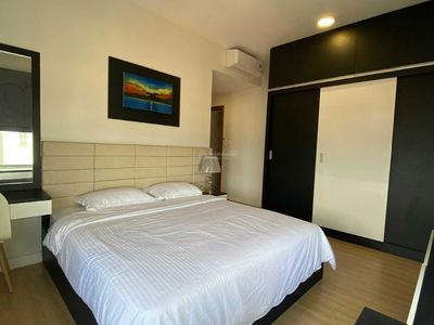 Sunrise City, Vietnam  Sunrise City, Vietnam