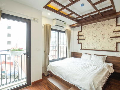 Linh Lang Street, Vietnam Linh Lang Street, Vietnam