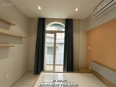 Le Van Sy Street, Vietnam Le Van Sy Street, Vietnam