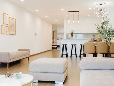 Discovery Central, Vietnam  Discovery Central, Vietnam