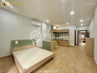 Bui Dinh Tuy Street, Vietnam Bui Dinh Tuy Street, Vietnam