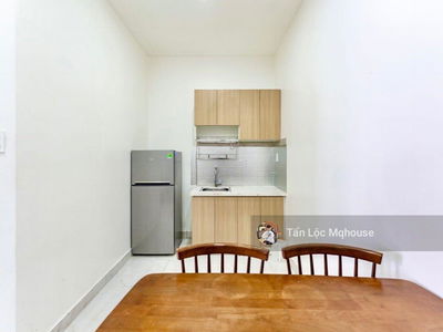 Hong Ha Street, Vietnam Hong Ha Street, Vietnam