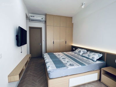 The Antonia Project, Vietnam The Antonia Project, Vietnam