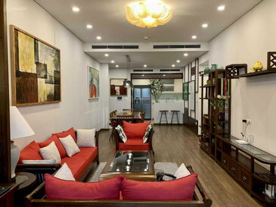 The Golden Palm Le Van Luong, Vietnam The Golden Palm Le Van Luong, Vietnam