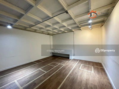 10500, Bangkok, Thailand 10500, Bangkok, Thailand