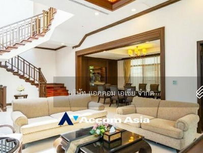Luxurious Villas, Bangkok, Thailand Luxurious Villas, Bangkok, Thailand