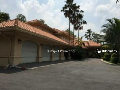 Baan Karuehaad Tayard, Nonthaburi, Thailand Baan Karuehaad Tayard, Nonthaburi, Thailand