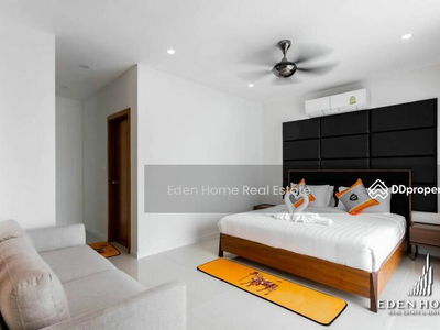 Modern 3-Bedroom Pool Villa in Cherngtalay, Phuket., Thailand Modern 3-Bedroom Pool Villa in Cherngtalay, Phuket., Thailand