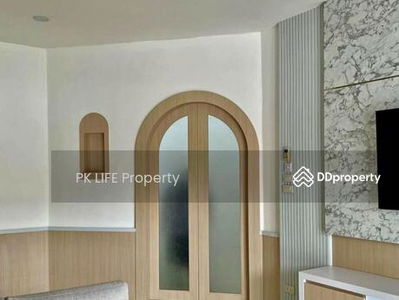 Housing in Ban Ratsada, Thailand Housing in Ban Ratsada, Thailand