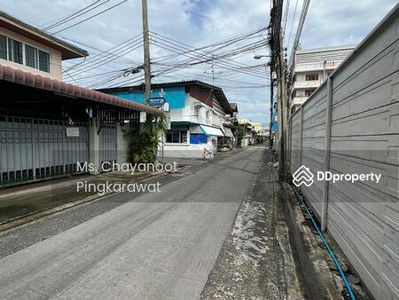 Land Charoen Krung, Bangkok, Thailand Land Charoen Krung, Bangkok, Thailand