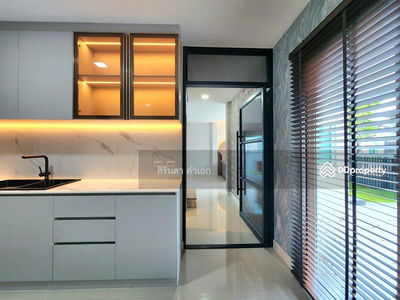 Grand Pleno Mega Bangna, Samut Prakan, Thailand Grand Pleno Mega Bangna, Samut Prakan, Thailand