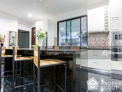 Si Phraya, Bangkok, Thailand Si Phraya, Bangkok, Thailand