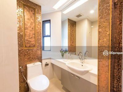 Mayfair Garden, Bangkok, Thailand Mayfair Garden, Bangkok, Thailand