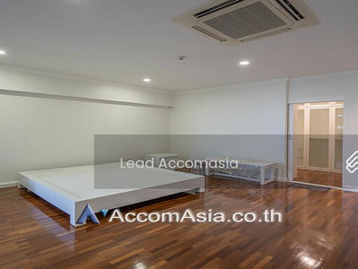 City Lakes Tower, Bangkok, Thailand City Lakes Tower, Bangkok, Thailand