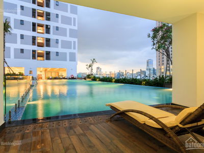 River Gate, Vietnam River Gate, Vietnam