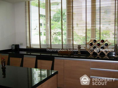 Large 3-Bedroom Apt., Bangkok, Thailand Large 3-Bedroom Apt., Bangkok, Thailand