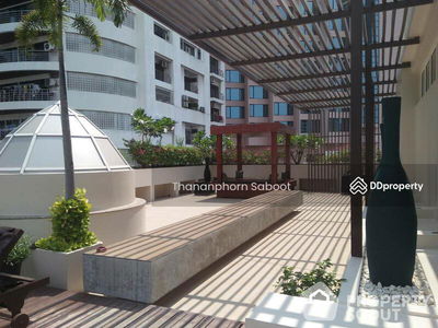 Large 3-Bedroom Apt., Bangkok, Thailand Large 3-Bedroom Apt., Bangkok, Thailand