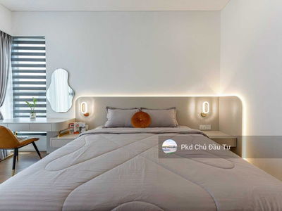 The River Thu Thiem, Vietnam The River Thu Thiem, Vietnam