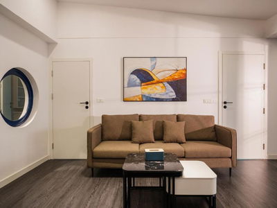 Gehäuse In Hanoi, Vietnam Gehäuse In Hanoi, Vietnam