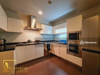 Richmond Hills Residence Thonglor 25, Bangkok, Thailand Richmond Hills Residence Thonglor 25, Bangkok, Thailand