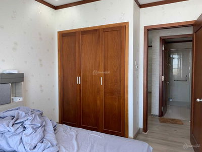 Hoang Anh Thanh Binh, Vietnam  Hoang Anh Thanh Binh, Vietnam