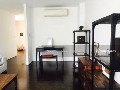 10110, Bangkok, Thailand 10110, Bangkok, Thailand