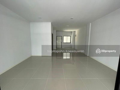 Citylink Rama 9-Srinagarindra, Bangkok, Thailand Citylink Rama 9-Srinagarindra, Bangkok, Thailand