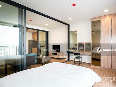 The Extro Phayathai-Rangnam, Bangkok, Thailand The Extro Phayathai-Rangnam, Bangkok, Thailand