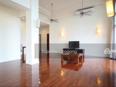 Sathorn Gallery Residences, Bangkok, Thailand Sathorn Gallery Residences, Bangkok, Thailand