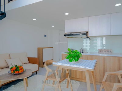 Tran Xuan Soan Street, Vietnam  Tran Xuan Soan Street, Vietnam