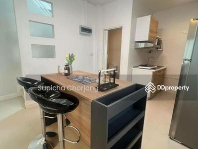 The Scenevanar (Baan Mae 9), Chon Buri, Thailand The Scenevanar (Baan Mae 9), Chon Buri, Thailand