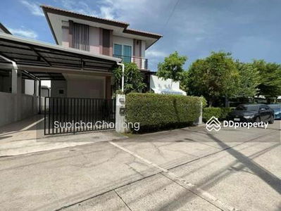 The Scenevanar (Baan Mae 9), Chon Buri, Thailand The Scenevanar (Baan Mae 9), Chon Buri, Thailand