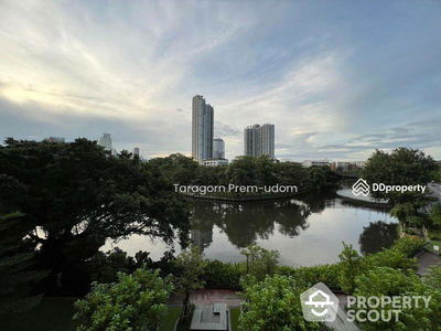 Blocs 77, Bangkok, Thailand Blocs 77, Bangkok, Thailand